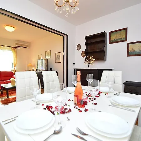 Holiday Elin Holiday home