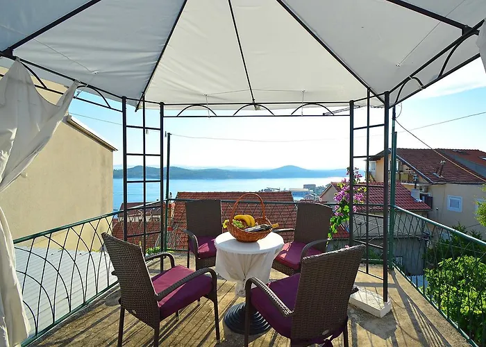 Vikendica Holiday Elin