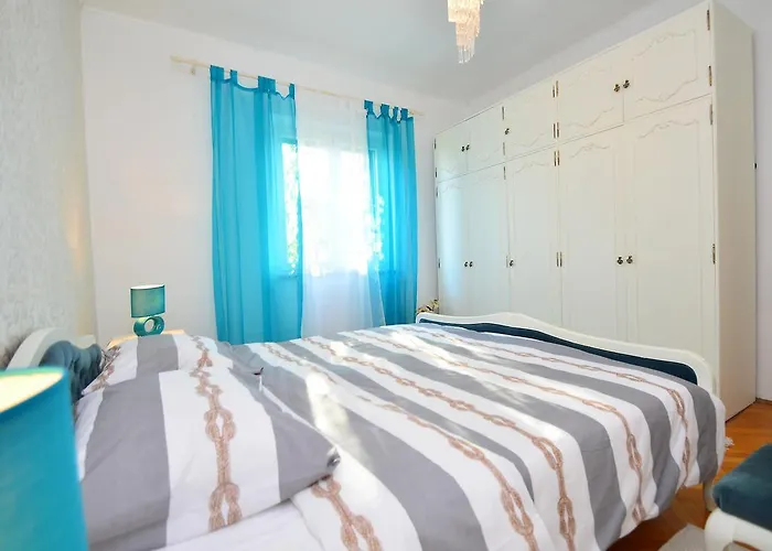 Vikendica Holiday Elin