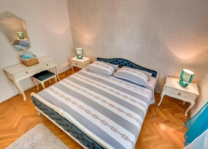 Holiday Elin * Sibenik